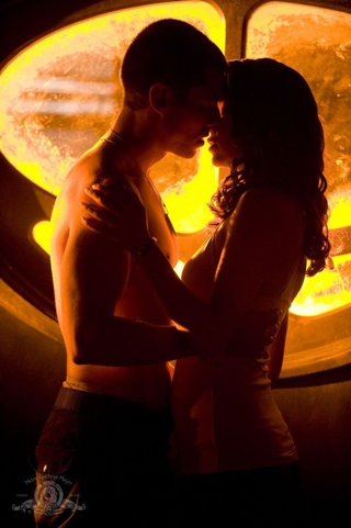 Illustration for article titled Stargate Universe "Light" Pics